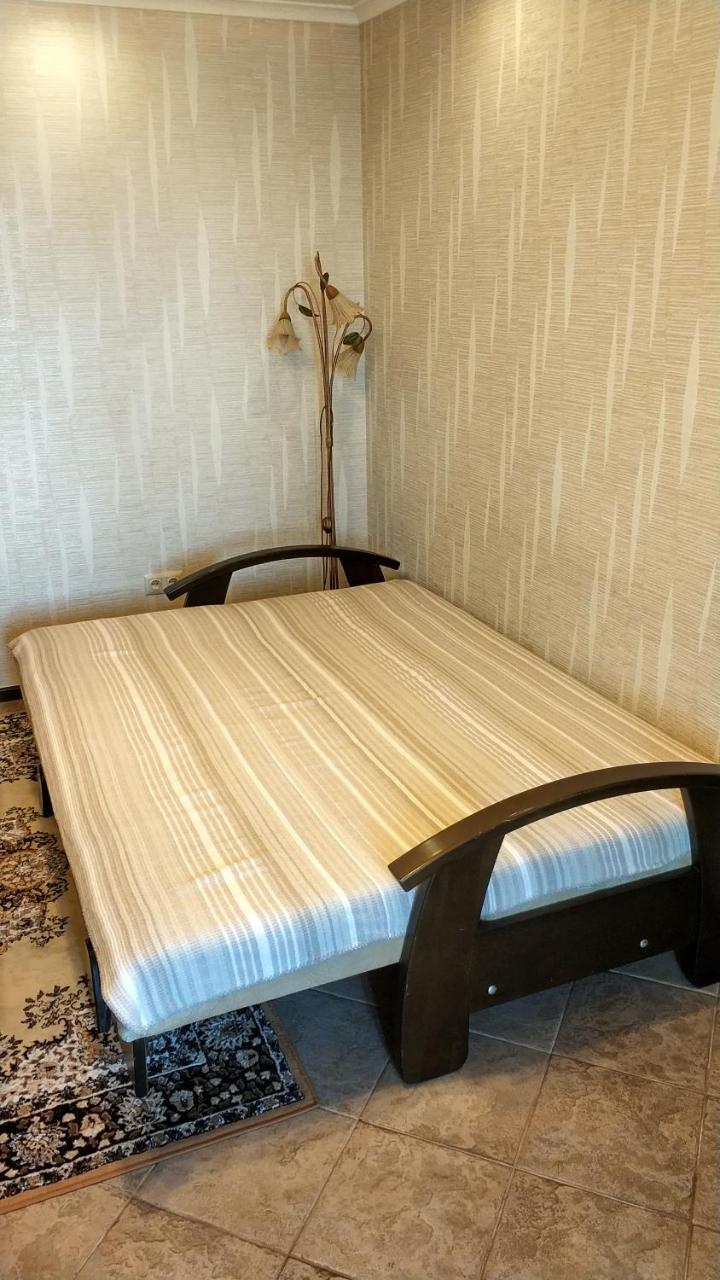 Apartment On Privokzalnaya 2/1 빈니차 외부 사진